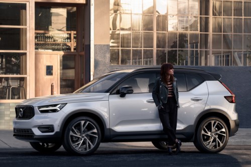 XC40_T2_Thumb.jpg